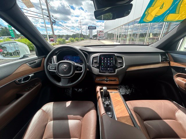 Certified 2024 Volvo XC90 B6 Plus w/ Protection Package Premier AWD/4WD image 17