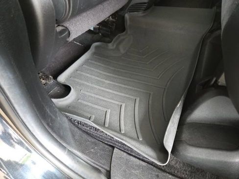 Used 2014 Jeep Grand Cherokee SRT8 w/ Luxury Group II AWD/4WD image 22