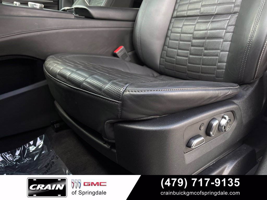 Used 2023 Cadillac Escalade V AWD/4WD image 22