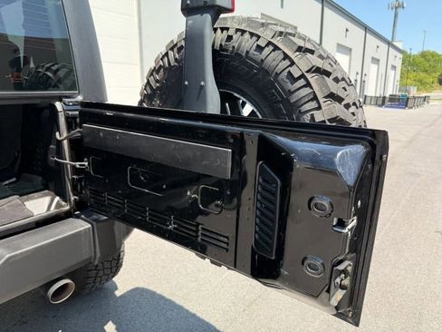 Used 2015 Jeep Wrangler Sport AWD/4WD image 29