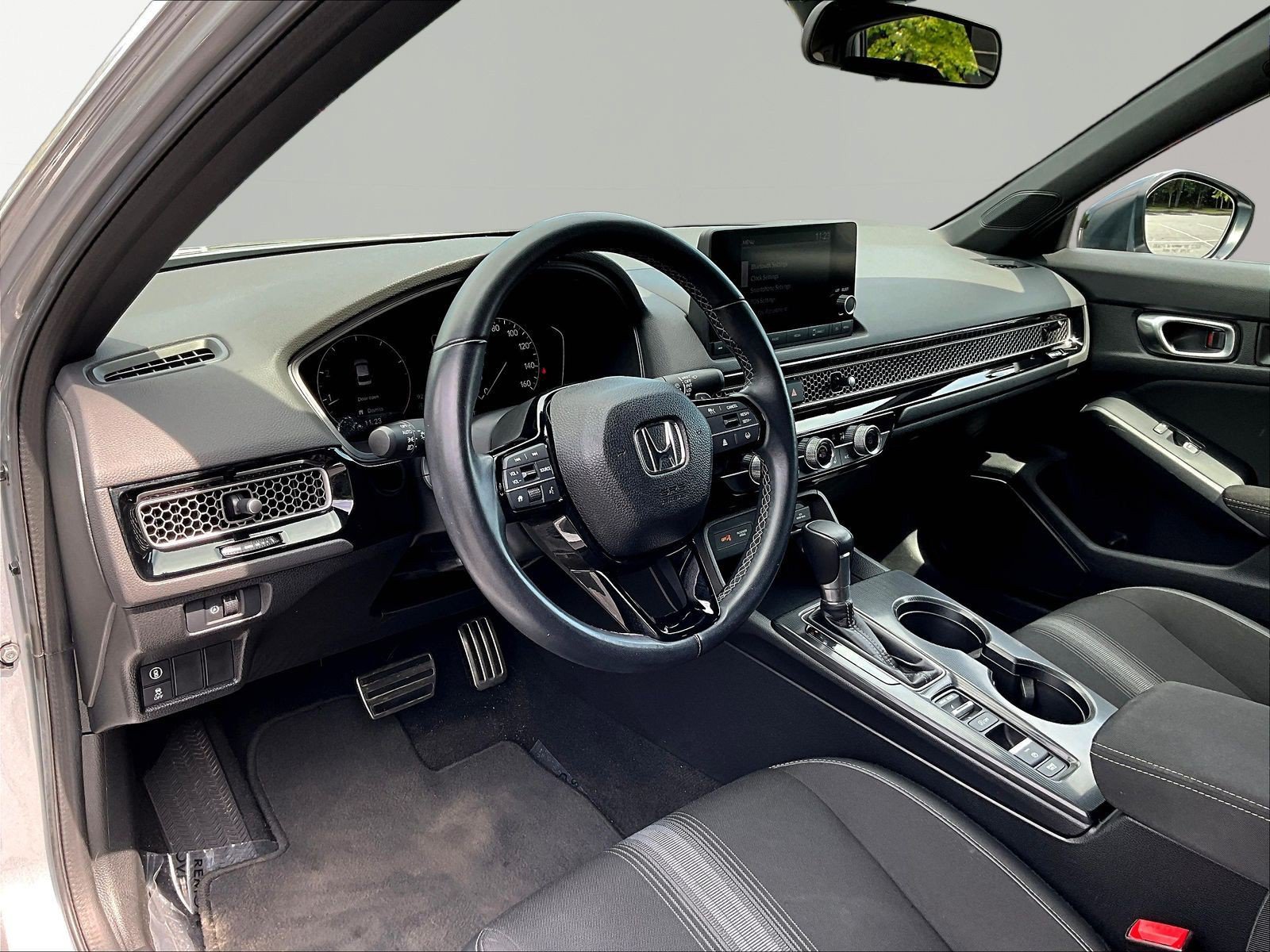 Used 2023 Honda Civic Sport image 16