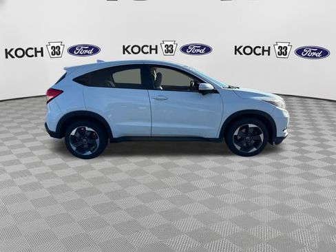 Used 2018 Honda HR-V EX image 9