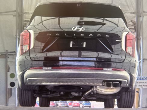 Used 2025 Hyundai Palisade Calligraphy image 10