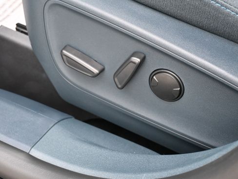 New 2026 Ford Maverick XLT w/ XLT Luxury Package image 32