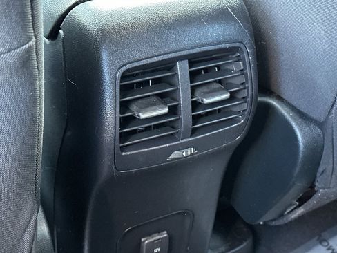 Used 2020 Ford Escape SE Sport image 14