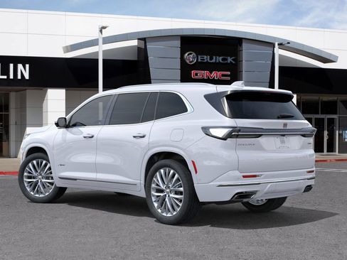 New 2026 Buick Enclave Avenir w/ Super Cruise Package FWD image 5