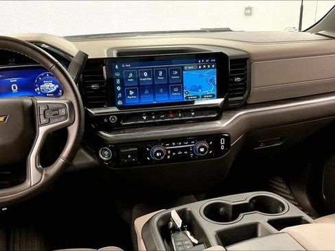 Used 2025 Chevrolet Silverado 3500 LTZ AWD/4WD image 7