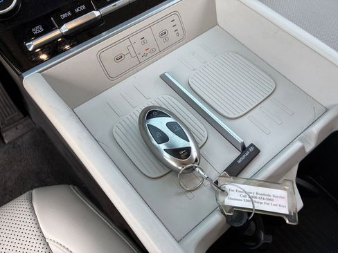 Used 2025 Hyundai Santa Fe SEL image 22