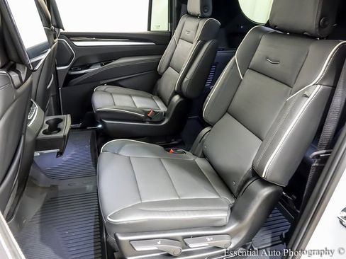 New 2026 Cadillac Escalade ESV Luxury w/ Touring Package image 9