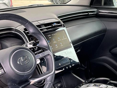 Used 2024 Hyundai Tucson Limited image 18