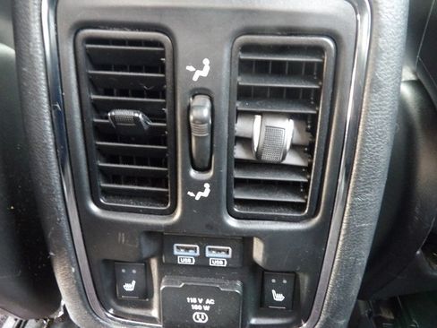 Used 2016 Jeep Grand Cherokee Limited image 68