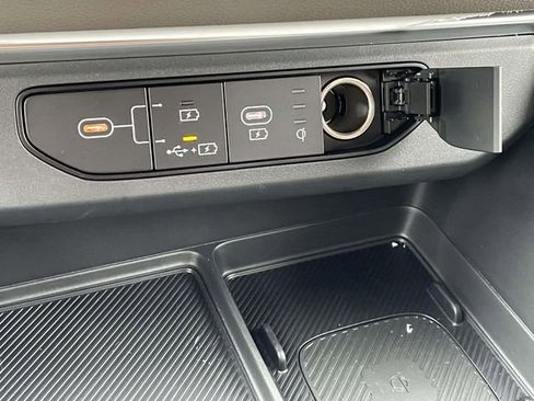 New 2026 Kia Carnival EX image 37