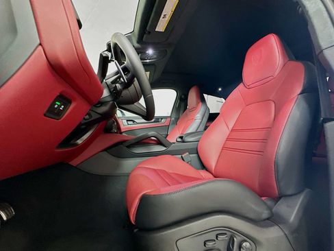 New 2026 Porsche Cayenne GTS AWD/4WD image 5