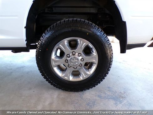 Used 2020 RAM 2500 Big Horn w/ Level 1 Equipment Group AWD/4WD image 56