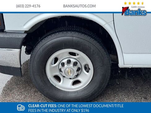 Used 2025 Chevrolet Express 3500 w/ Power Convenience Package image 4
