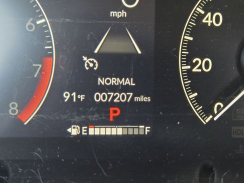 Certified 2025 Honda HR-V LX image 19