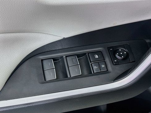 Certified 2024 Toyota RAV4 XLE w/ Convenience Package AWD/4WD image 18
