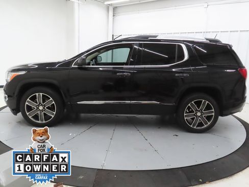 Used 2018 GMC Acadia Denali w/ Technology Package FWD image 7