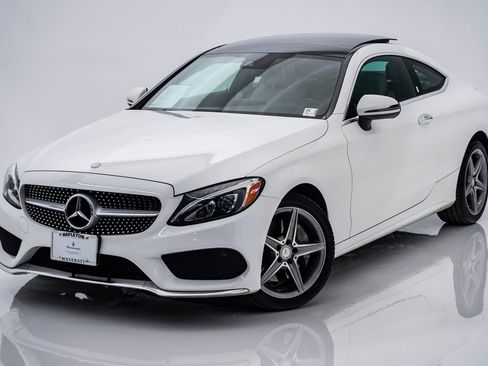 Used 2017 Mercedes-Benz C 300 4MATIC Coupe image 3