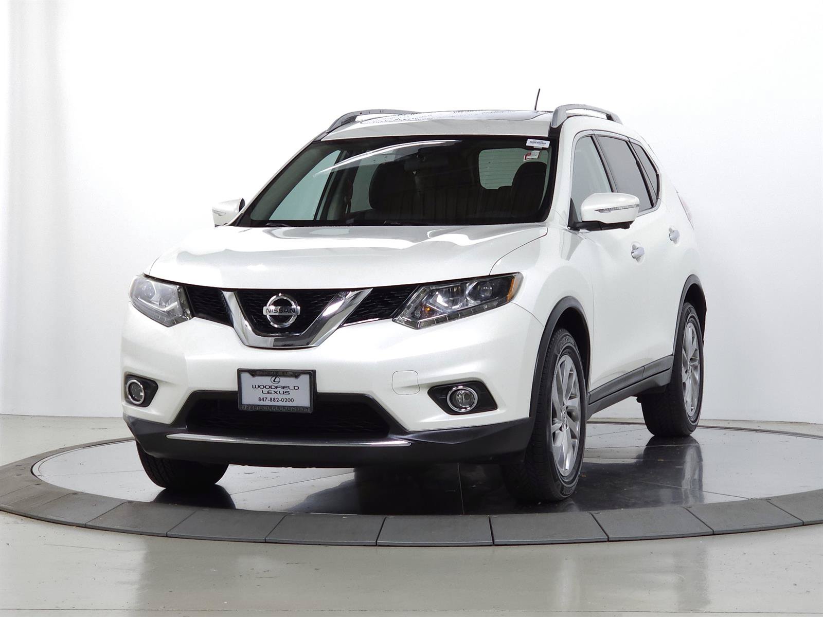 Used 2015 Nissan Rogue SL w/ SL Premium Package AWD/4WD image 3