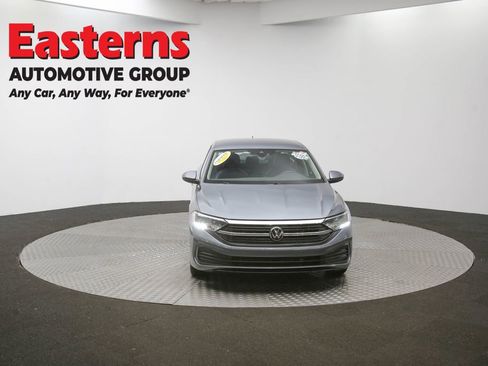 Used 2024 Volkswagen Jetta SE image 49