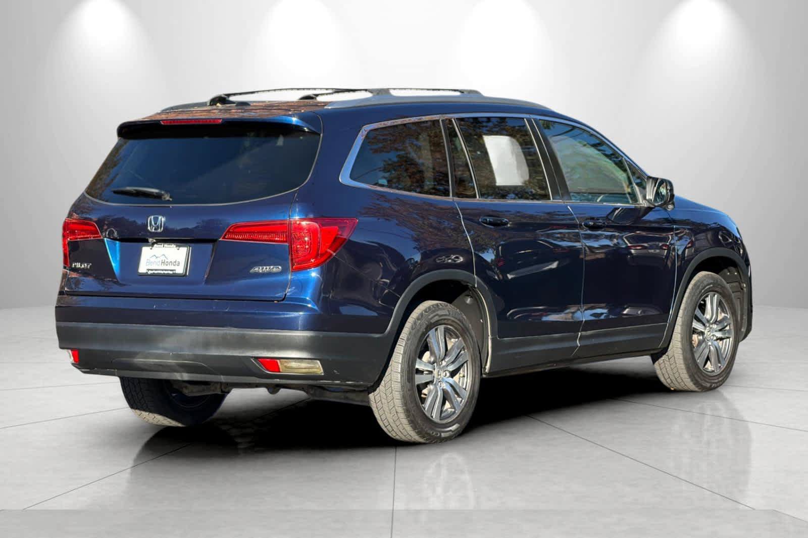 Used 2017 Honda Pilot EX-L image 2