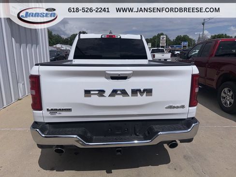 Used 2025 RAM 1500 Laramie AWD/4WD image 6