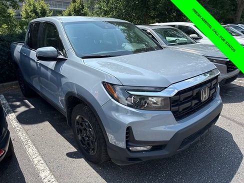 Used 2025 Honda Ridgeline RTL+ image 4