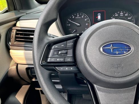 Certified 2025 Subaru Forester AWD/4WD image 18