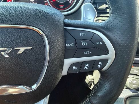 Used 2015 Dodge Challenger SRT w/ Technology Group RWD image 23