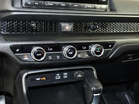 Certified 2025 Honda CR-V Sport image 28