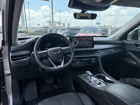 Certified 2026 INFINITI QX60 Luxe w/ Cargo Package image 18