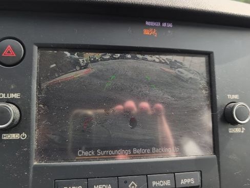 Used 2020 Subaru Outback AWD/4WD image 17