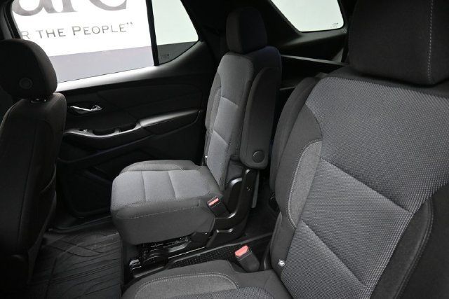 Used 2024 Chevrolet Traverse LT FWD image 22