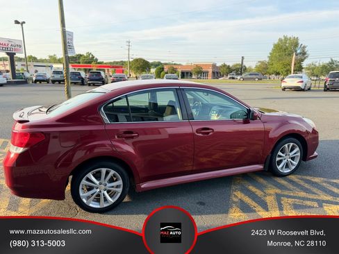 Used 2013 Subaru Legacy 2.5i Premium w/ All-Weather Pkg AWD/4WD image 4
