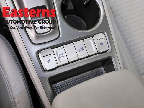 Used 2019 Hyundai Kona Limited image 21