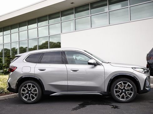 New 2026 BMW X1 xDrive28i w/ Convenience Package image 3