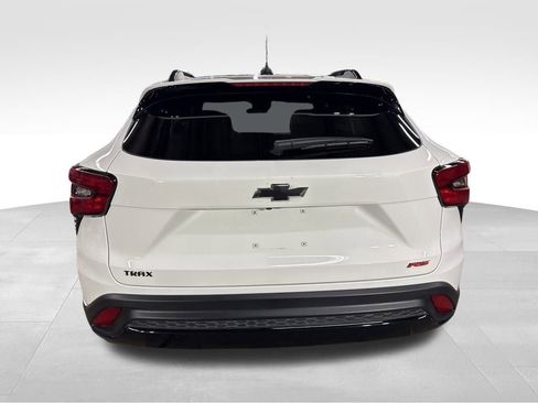 Used 2024 Chevrolet Trax RS w/ Driver Confidence Package image 4
