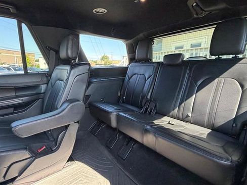 Used 2019 Ford Expedition Limited w/ Special Edition Package AWD/4WD image 33