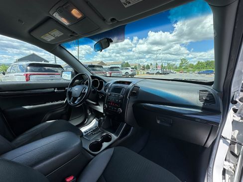 Used 2012 Kia Sorento EX AWD/4WD image 18