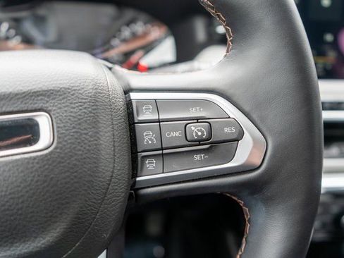 Used 2022 Jeep Compass Limited AWD/4WD image 22