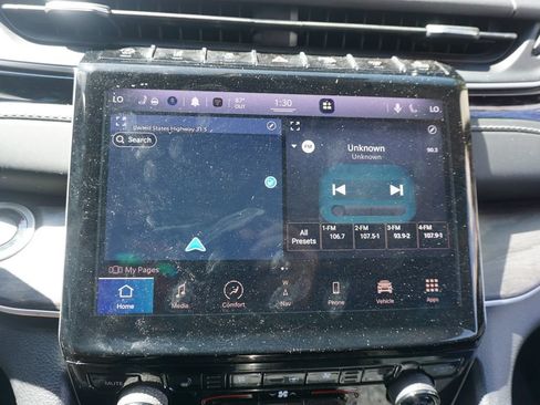 Used 2022 Jeep Grand Cherokee Limited w/ Luxury Tech Group II RWD image 12