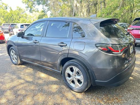 Certified 2024 Honda HR-V LX image 6