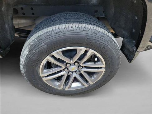 Used 2022 Chevrolet Colorado LT w/ LT Convenience Package RWD image 11