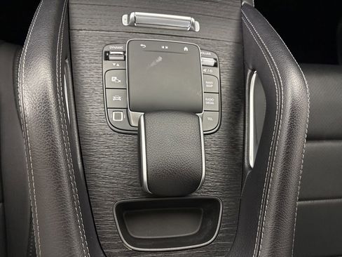 Used 2025 Mercedes-Benz GLE 450 4MATIC Coupe image 30