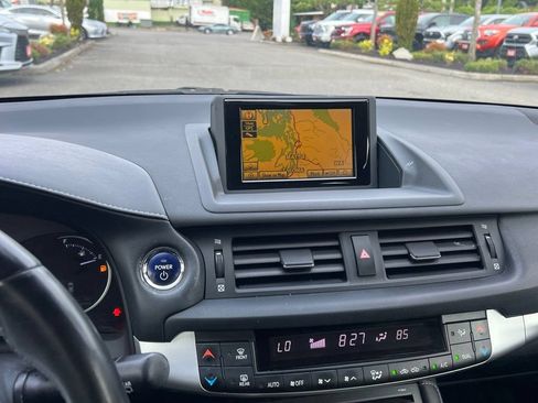 Used 2012 Lexus CT 200h Premium w/ Premium Audio Pkg FWD image 22
