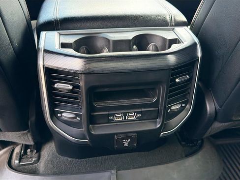 Used 2023 RAM 1500 Laramie AWD/4WD image 19