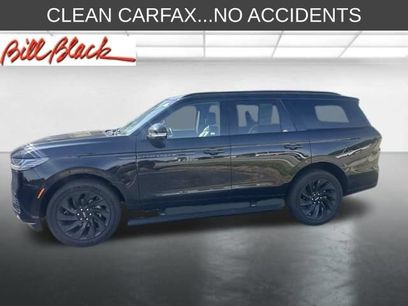 Used 2026 Lincoln Navigator Reserve w/ Jet Appearance Package