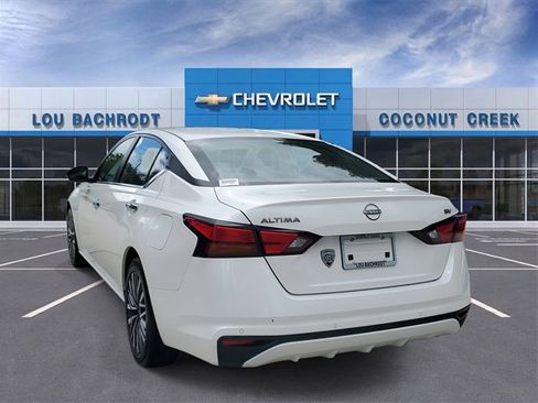 Used 2024 Nissan Altima 2.5 SV image 30