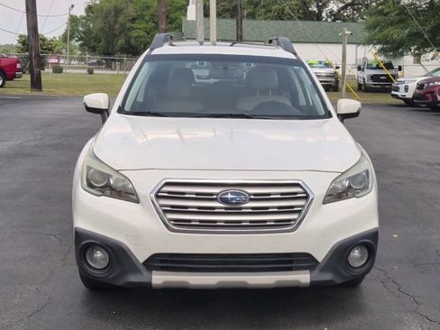 Used 2016 Subaru Outback 2.5i Limited AWD/4WD image 3